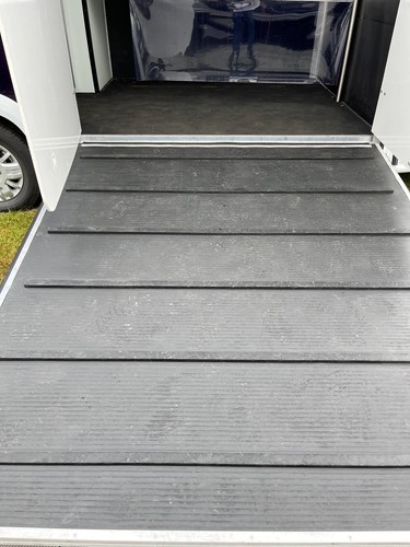Horse box trailer ramp - horse, mat